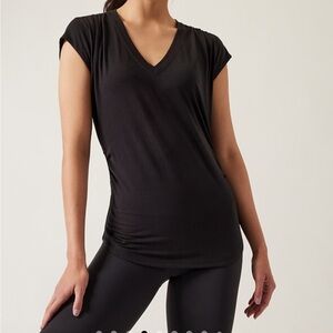 Athleta Outbound V neck tee black